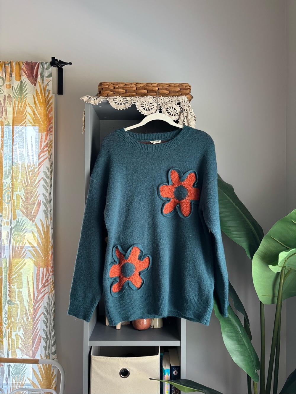 jodifl flower detail sweater